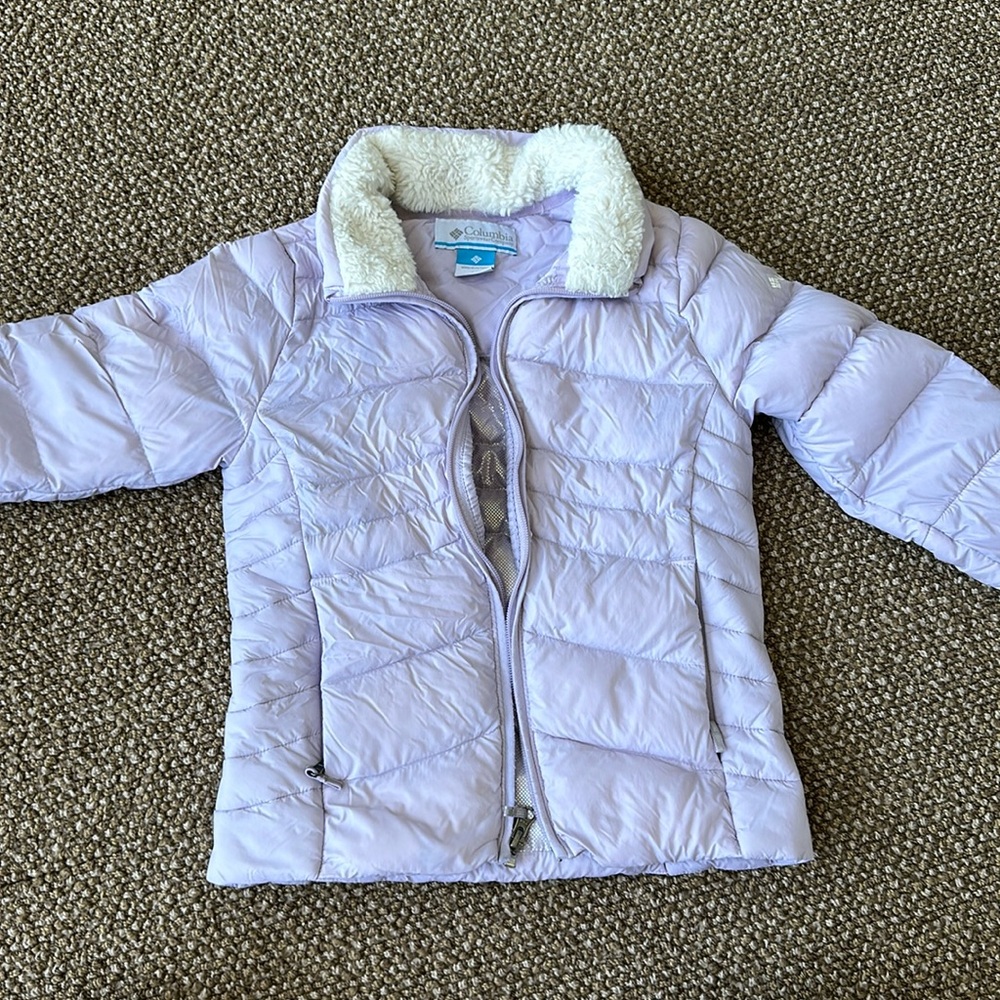 Lilac puffer omnishield jacket. Size 6/6X girls. Still in excellent condition.